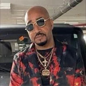 Meet your Posher, Glenroy